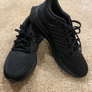 Adidas bounce men’s 9 sneaker